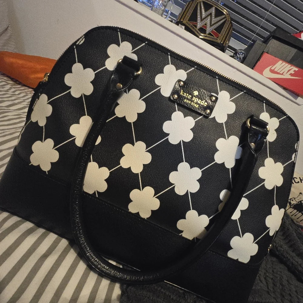 Kate Spade Black and White Cloud‎ Satchel